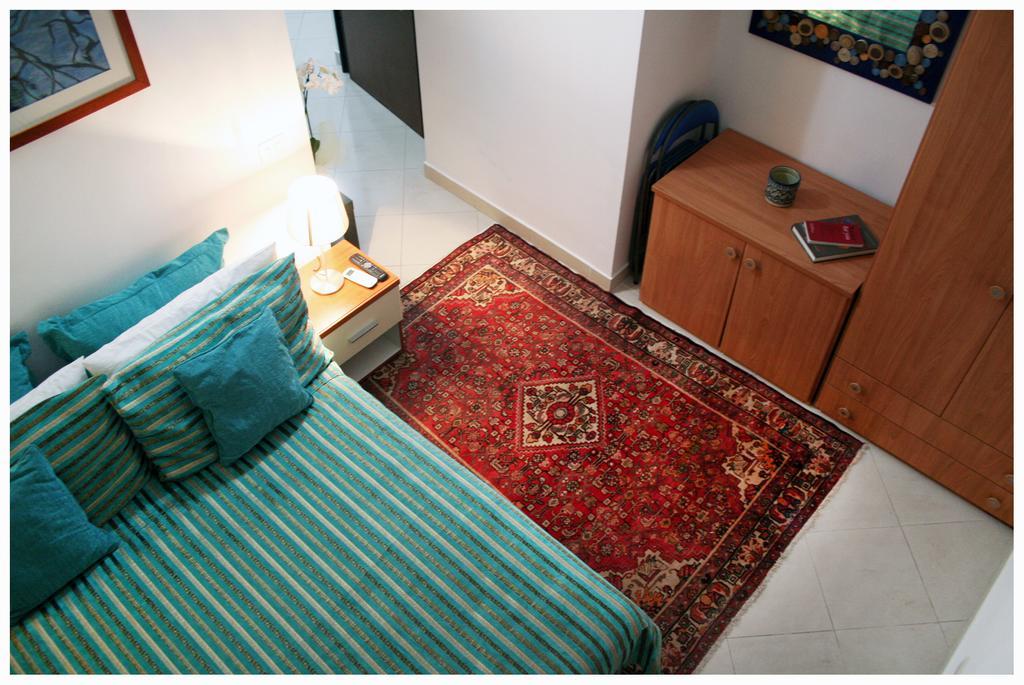 1a Grace House Pensión Roma